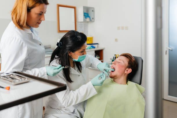 Best Mobile Emergency Dentist in Mission Hills, CA